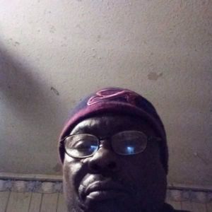 Meet your Posher, Floyd